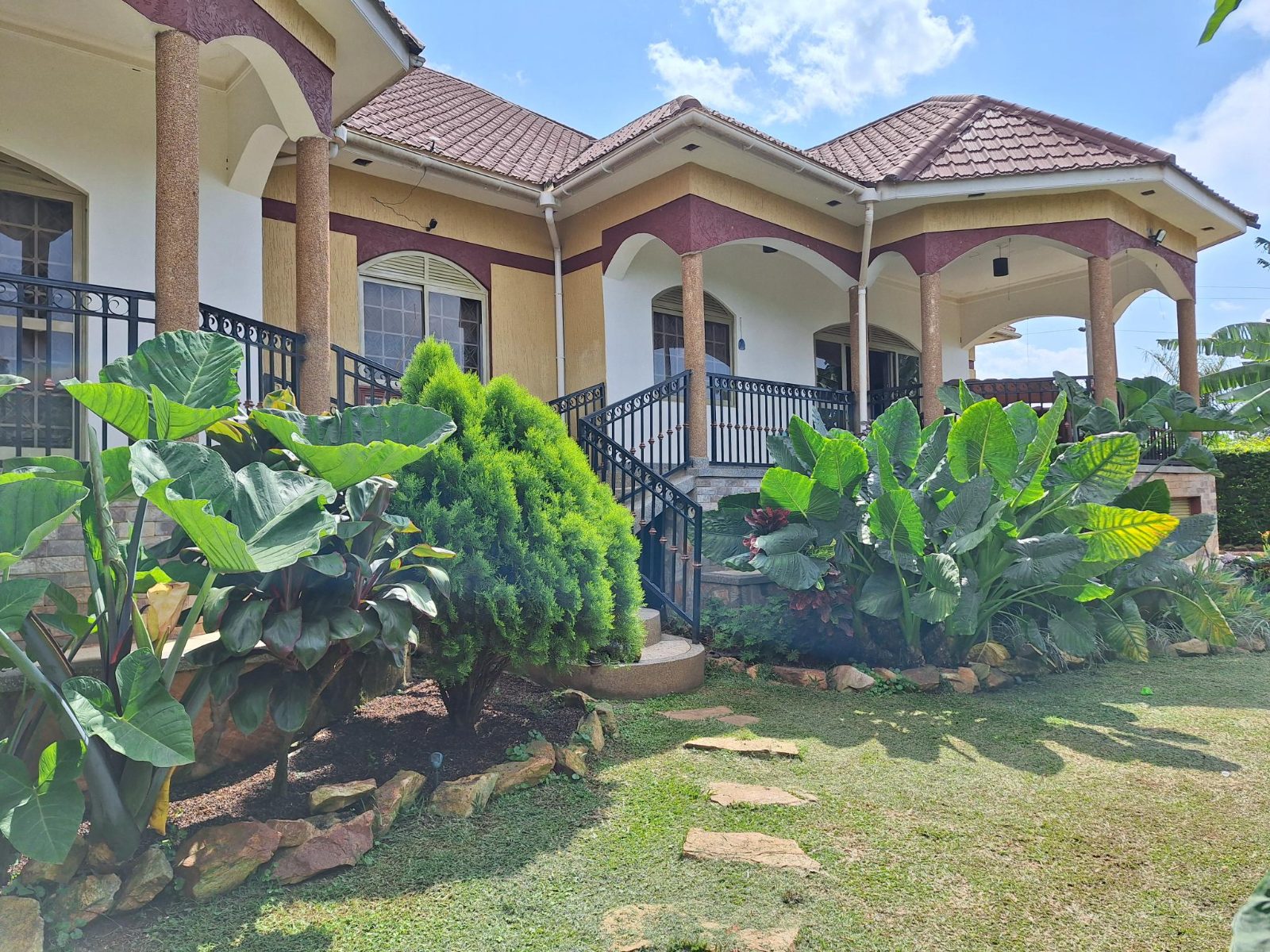 Muduuma Country Home