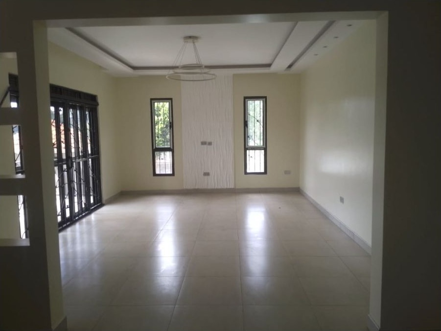 4-bedroom house on 14 decimals in Kira Mamerito Road