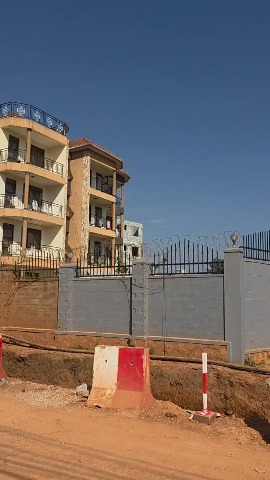 100-by-100 commercial plot on Kamuli Lane in Kyambogo