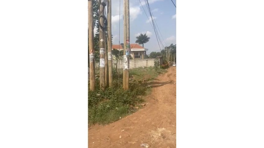 100 by 100 ft plot for sale in Mulawa