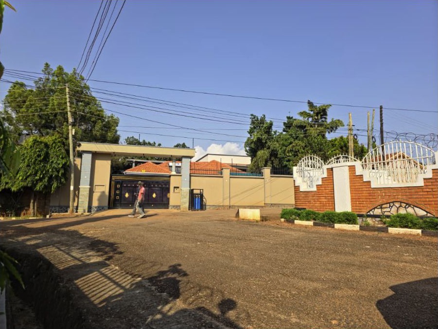 4-bedroom house on 20 decimals in Naalya