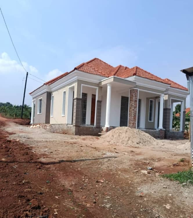 3-bedroom house on 12 decimals in Kira Nakwero