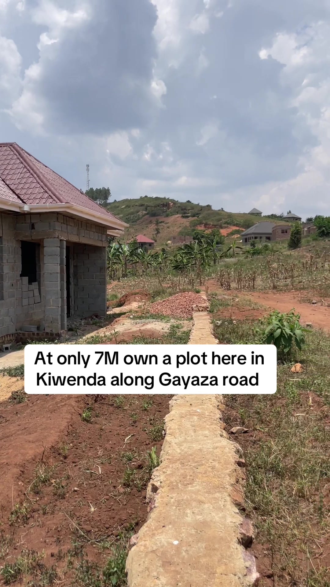 Land in Kiwenda