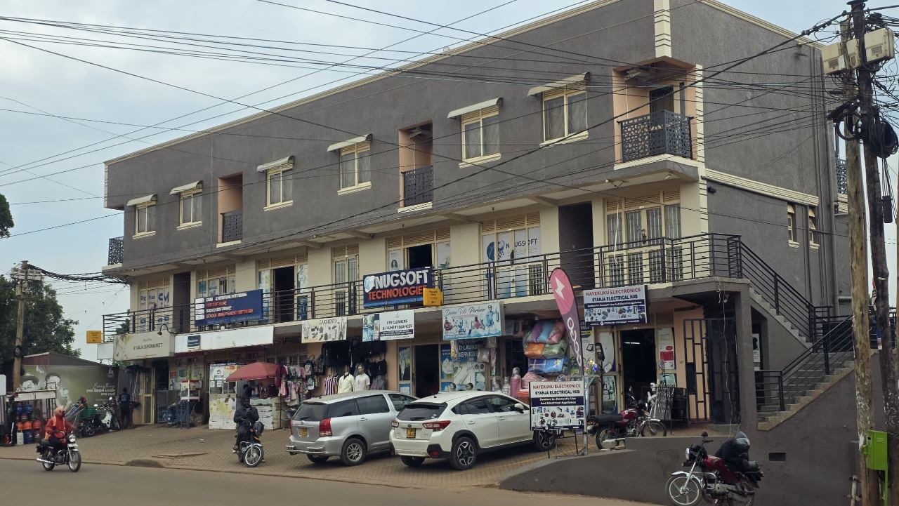 Commercial property in Kyanja