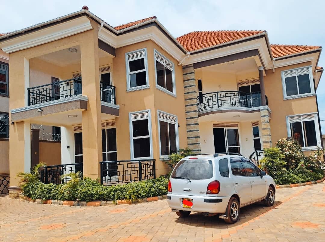 6-bed property for sale in Najjera