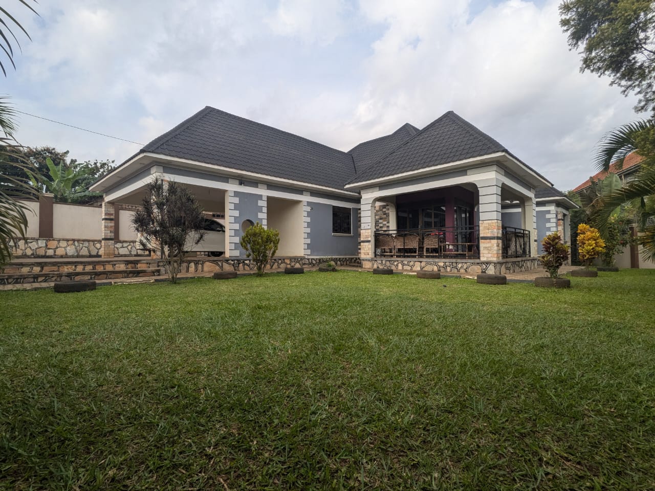 5-bed property for sale in Mayirikiti