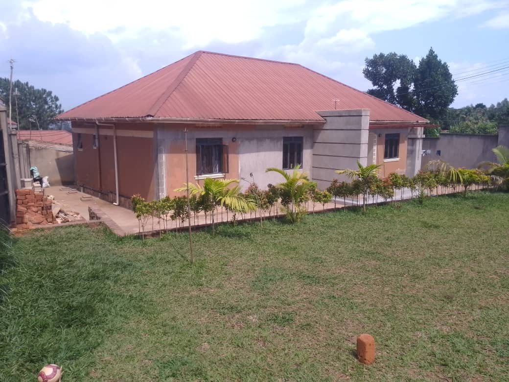 4-bed property for sale in Bweyogerere