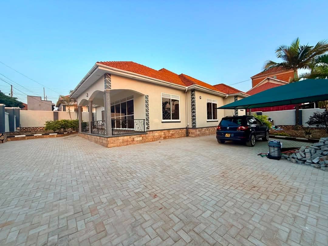 4-bed property for sale in Najjera