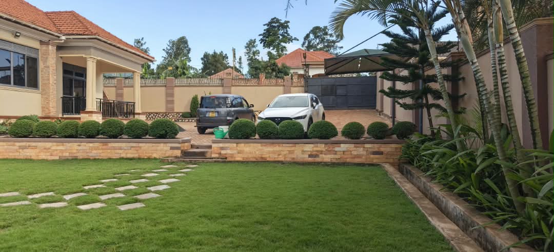 4-Bed property for sale in Nakwero