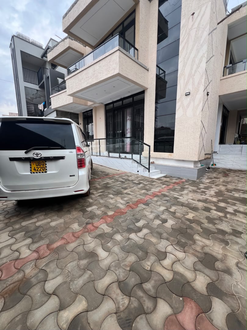 2-Bed property for rent in Busabala