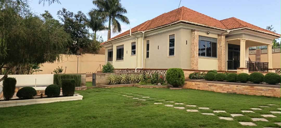 Land for sale in Nakwero