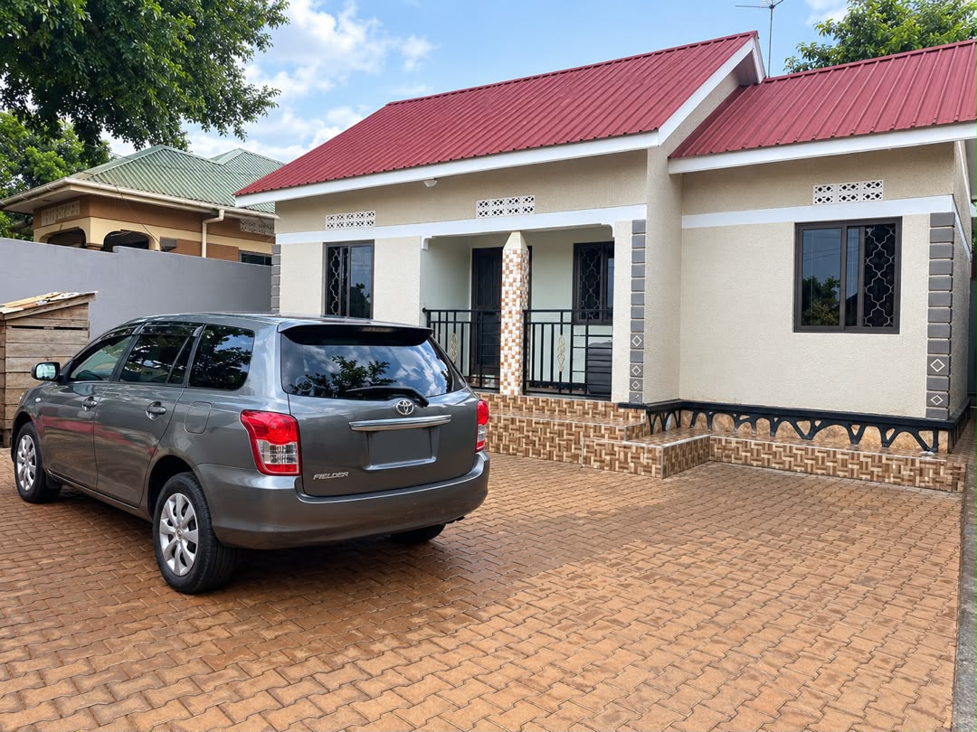 3-bed bungalow for sale in Kyanja