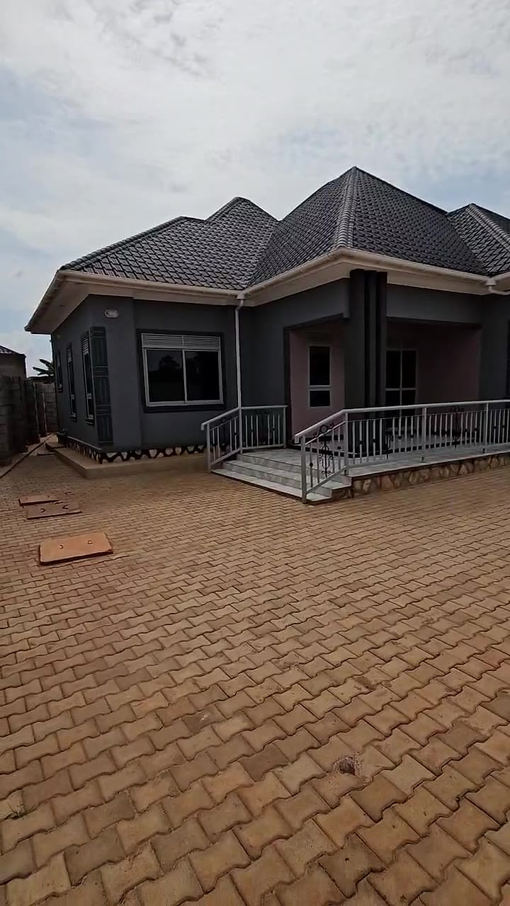 3-bed property for sale in Kitende